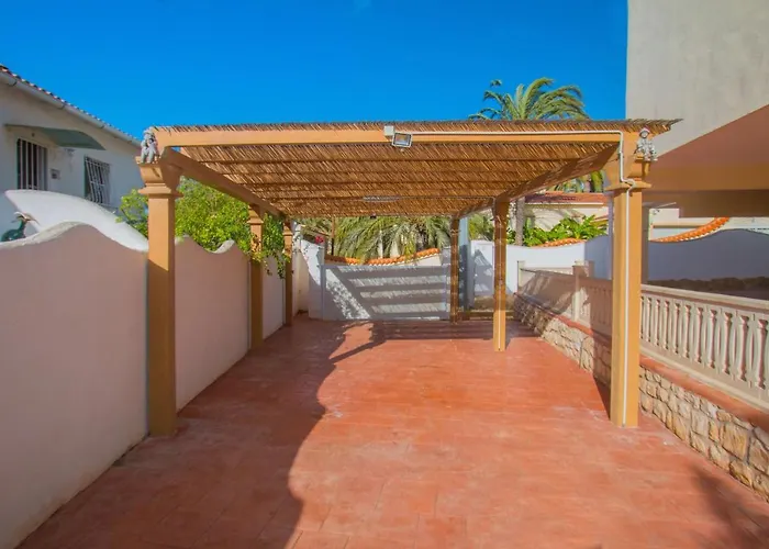 Corina - Plusholidays Villa *