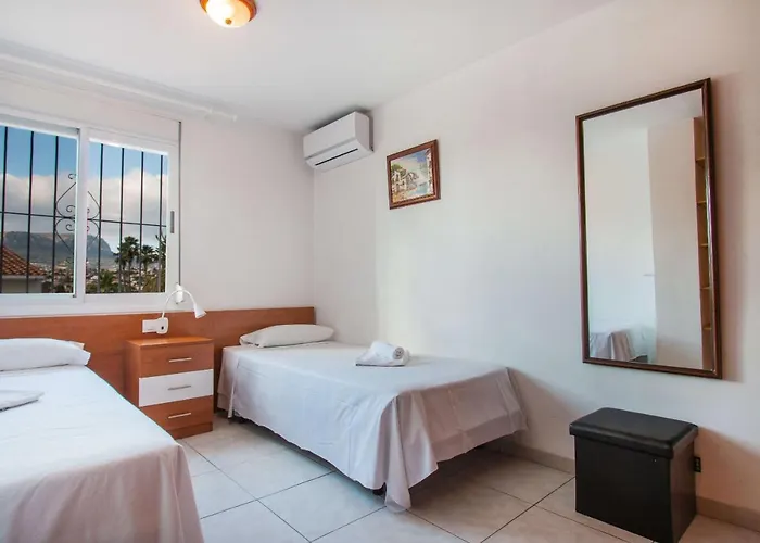 Corina - Plusholidays Ifach